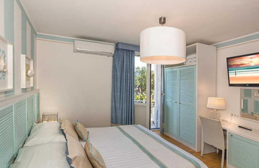 B&B Raffaelli Villino Limoni-1